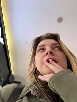 ValenciaShock live sex cam