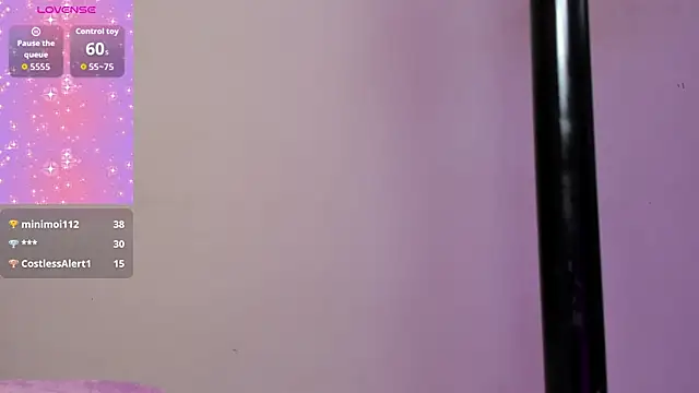 Selena_fox7 live sex cam