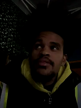 Mrmakeherwet_Tez live sex cam