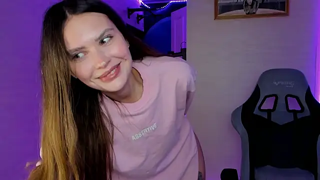 yourArya's cam snapshot