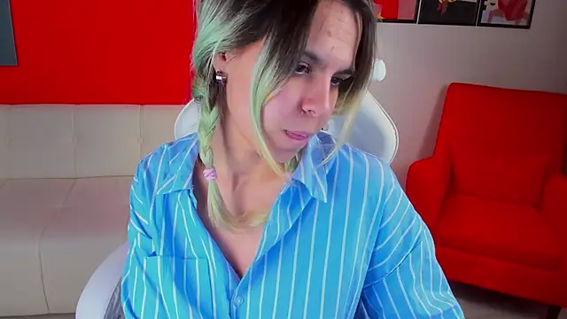 LiraBelle's cam snapshot