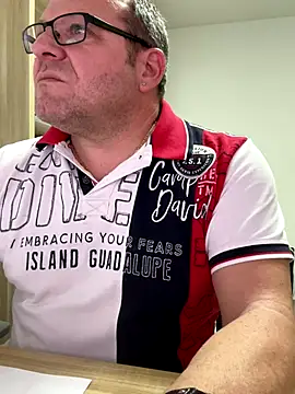 coupleLatinaLovers live sex cam