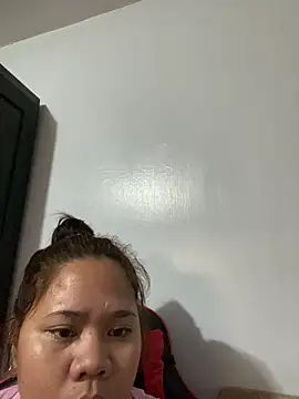 LovelyTits4Daddy's cam snapshot