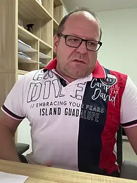 coupleLatinaLovers live sex cam