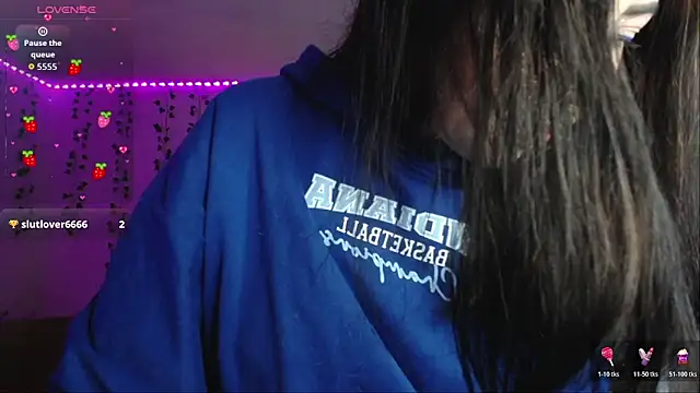 iris_sky's cam snapshot