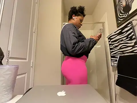 wynterheat live sex cam