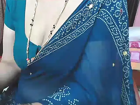 sunitha-3 live sex cam