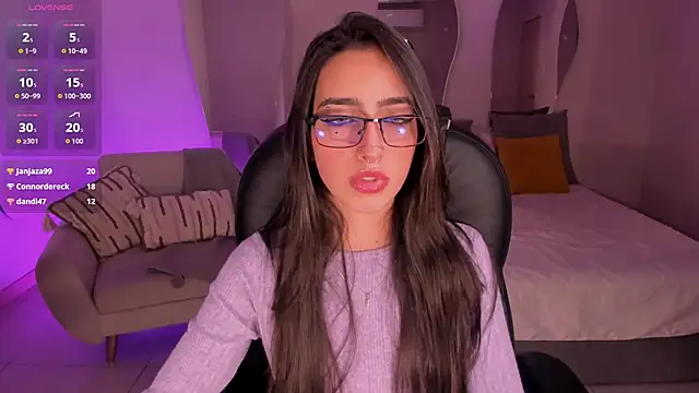 LarisaSmirnov live sex cam