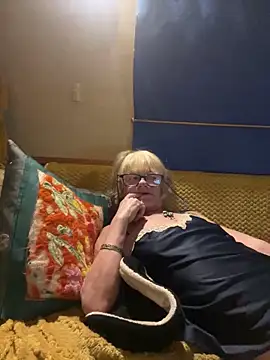 ladyboatlady live sex cam