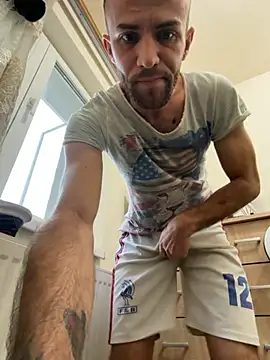 sexyman1936 live sex cam