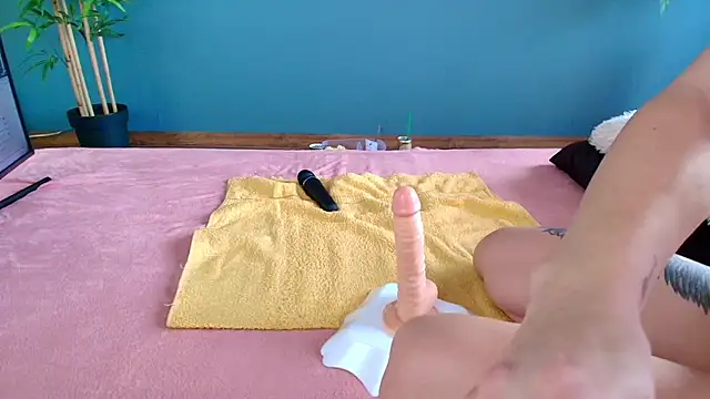 Perfect_Moans live sex cam