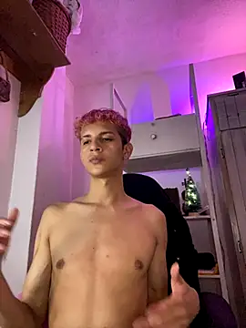tylernova live sex cam
