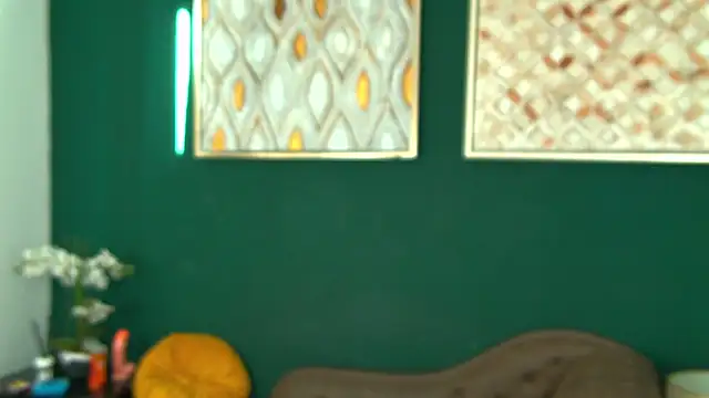 RoxanneJoy live sex cam