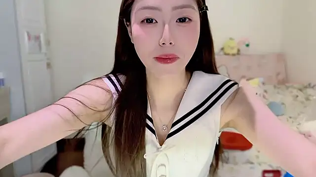 Onecutelittle live sex cam