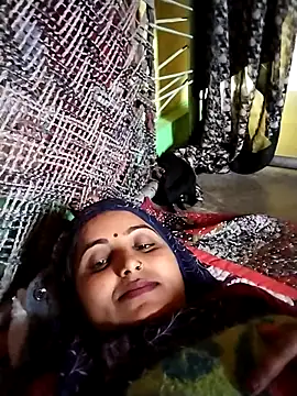 Pooja_hote live sex cam