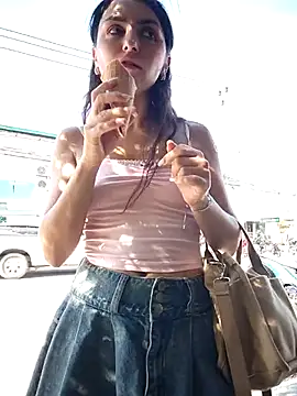 Izabella_Bella live sex cam