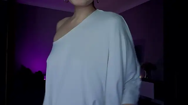 RileyMee live sex cam