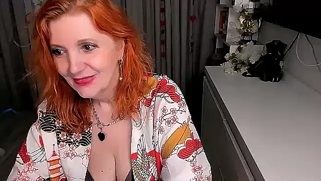 Almaz-Fire-Fox-One live sex cam