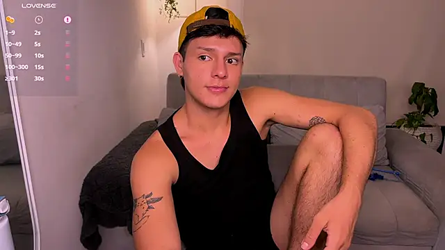 Alexxblue live sex cam