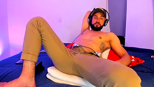 alessandro_wye live sex cam