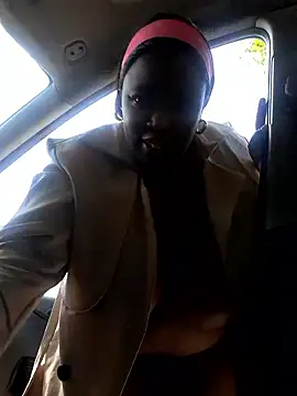 SWEETDOLLY29XX live sex cam