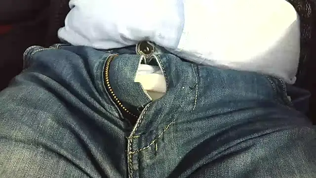 hairyandtiny live sex cam