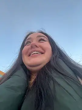 KiraSunshine live sex cam