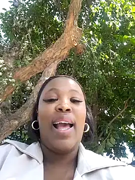 SWEETDOLLY29XX live sex cam