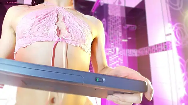 Small_Hot19 live sex cam