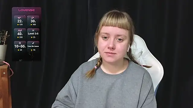 June_shy0 live sex cam