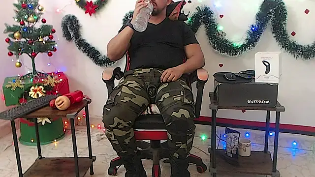 KalethBigDick live sex cam