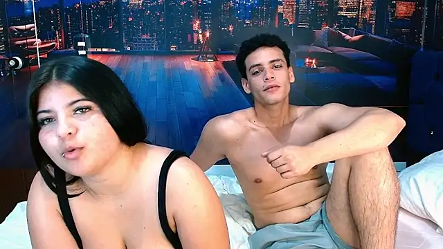 Liam_and_Scarlett's cam snapshot