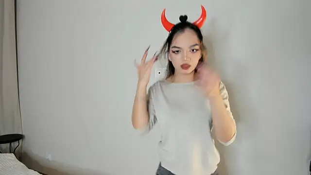 CoreenLuebbers's cam snapshot