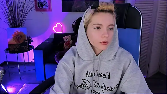 AuroraWrenfield's cam snapshot