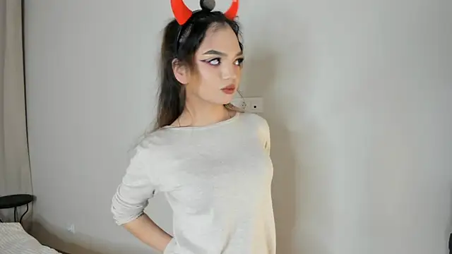 CoreenLuebbers's cam snapshot