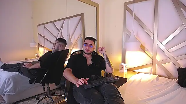 Ethan_Greys's cam snapshot