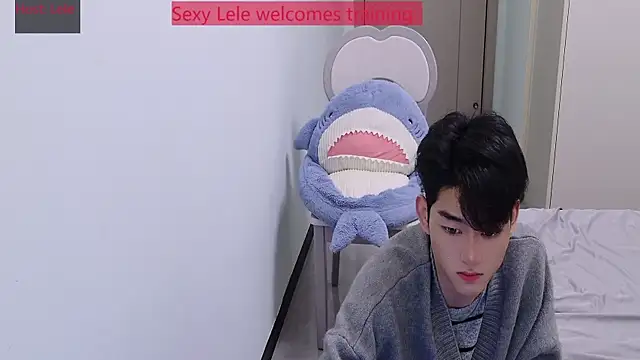 sexyboy-lele live sex cam