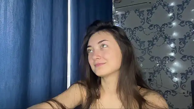 TwotyBright live sex cam