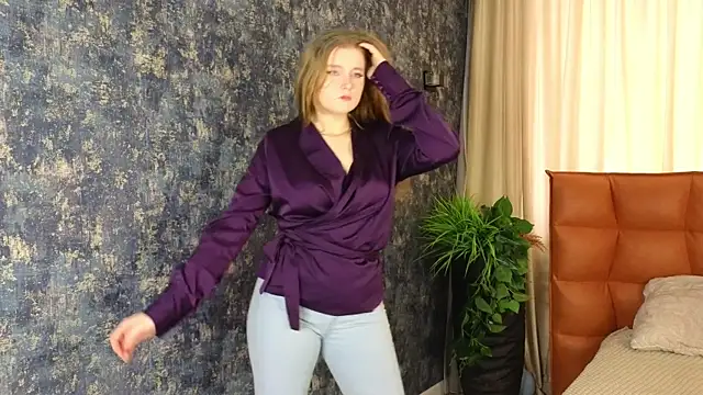 NightSaffron's cam snapshot