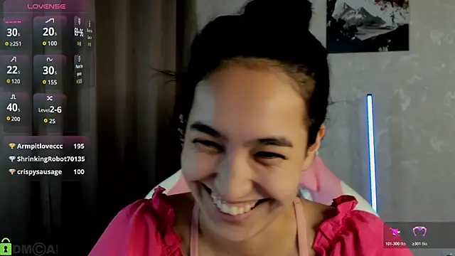 FlirtyAura live sex cam