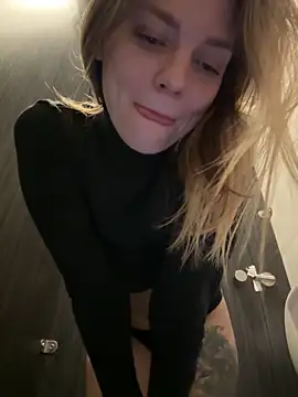 ValenciaShock live sex cam