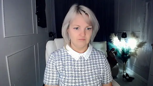 Juarnea live sex cam