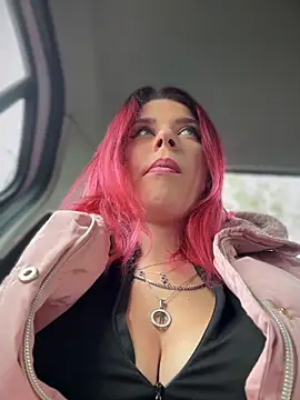 RiriRoseey live sex cam