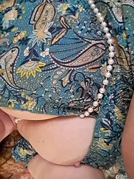 GypsyEsmeralda live sex cam