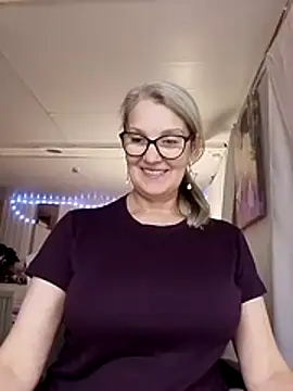 irinamaux live sex cam