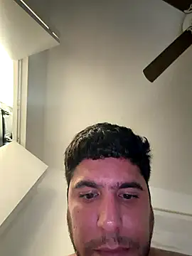 elwhite1996 live sex cam