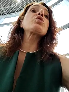 EvaXOAir live sex cam