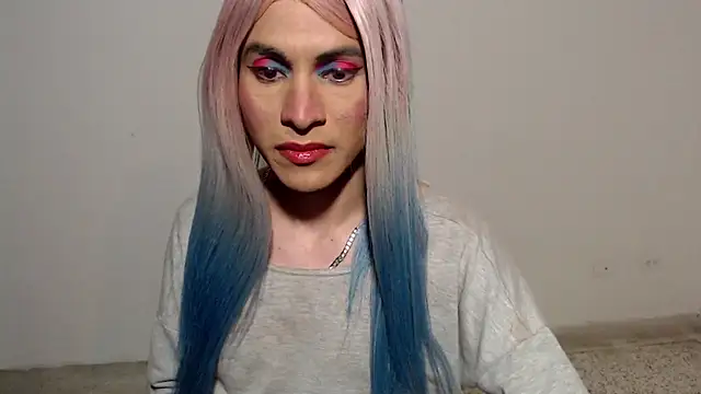 HugeDanex live sex cam