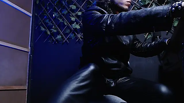 Dicaprioo_ live sex cam