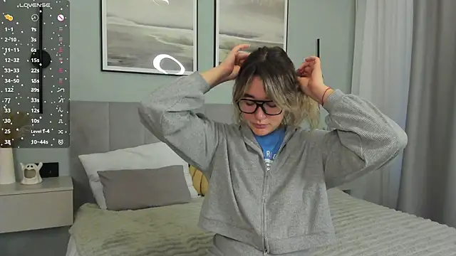 SharonEllis live sex cam